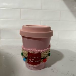 DW Home Peppermint Hot Chocolate Candle